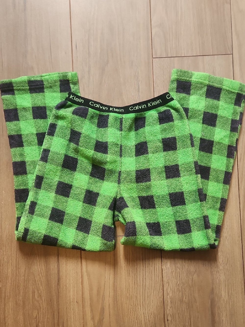 Calvin Klein Kids Green and Black Check Pajama Bottoms - Size 10/12